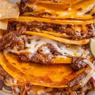 Quesa Taco Adobada